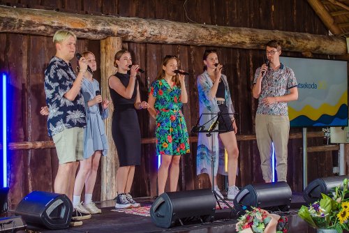 Otsa kooli kõige viimase lennu vokaalansambel. Foto: Terje Atonen